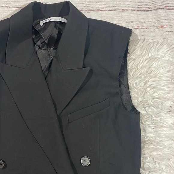 Zara Black Double Breasted Button Padded Sleeveless Blazer Vest - Picture 4 of 11